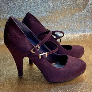Brown Suede 4.5” Heels by Bamboo Size 7.5